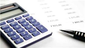 報稅、計算機／達志影像／美聯社