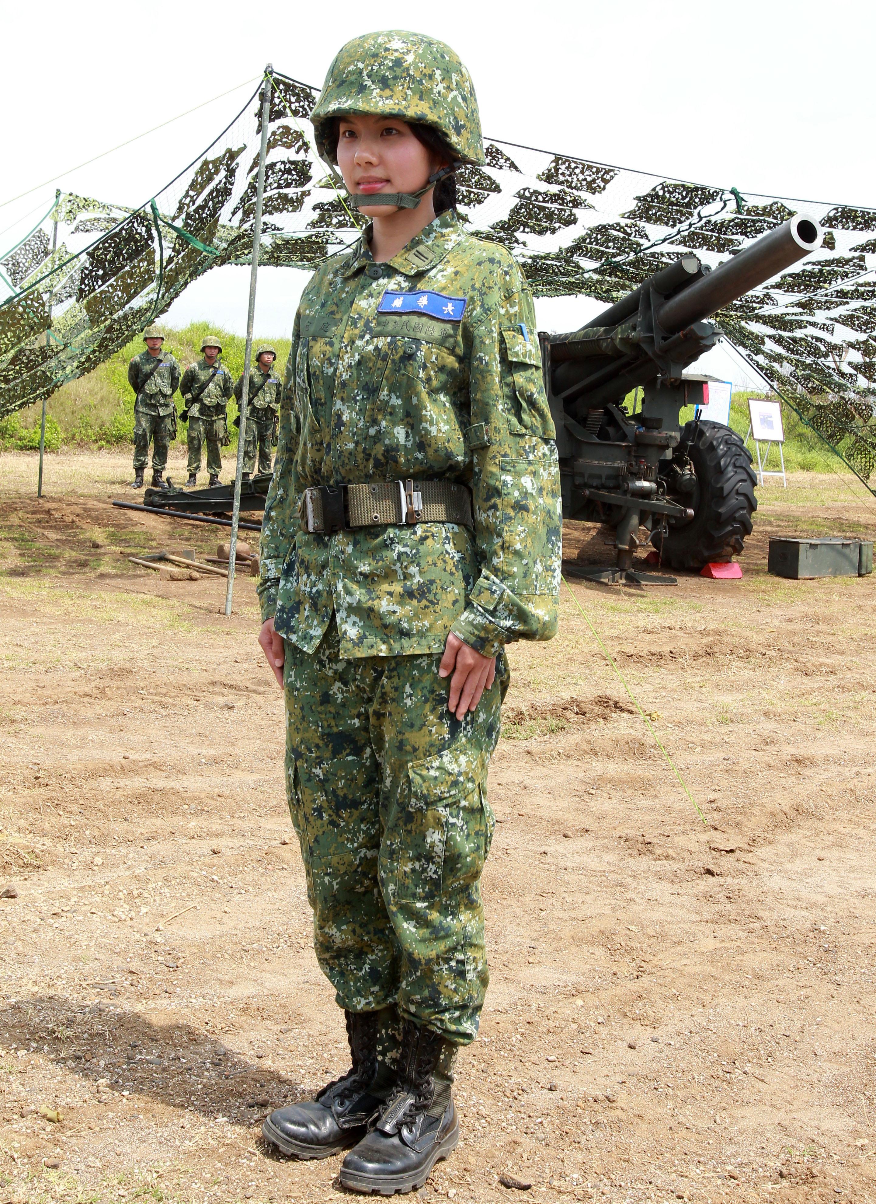 陸軍澎防部混砲營一連中尉輔導長李宛庭514370 三立新聞網