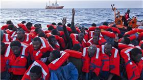 移民、難民、求救、SOS／達志影像