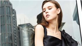 ▲撞衫尷尬？台灣本土品牌這招讓妳獨一無二（圖／KeyWear）