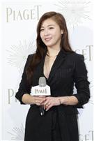 河智苑出席Piaget Possession Lounge開幕  
