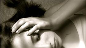 頭痛▲圖／攝影者Avenue G, flickr CC License
https://www.flickr.com/photos/avenueg/2380238189/