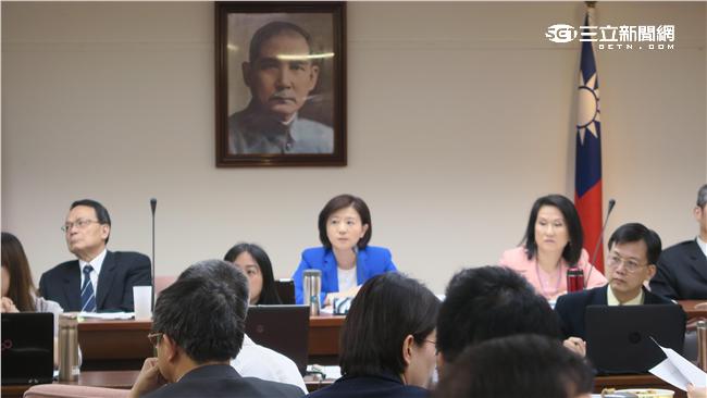衛環委員會提案  禁瘦肉精美豬進口