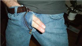 【勿用】-陰莖-生殖器-老二-陽具-JCardinal18-https://www.flickr.com/photos/jcardinal18/341662311/