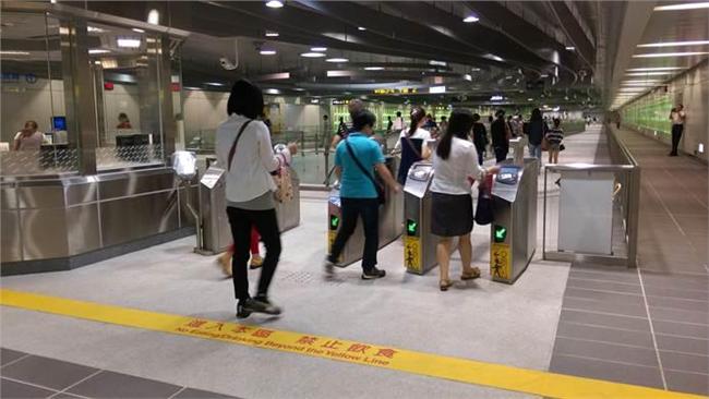 新店線列車冒煙　北捷：疑空調異常