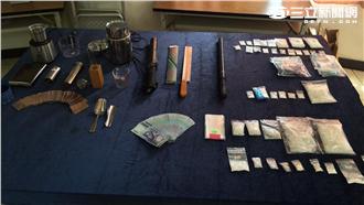 警登門查緝販毒集團　赫見關公攔路