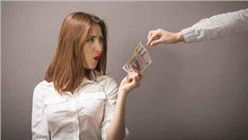 還錢/達志影像／美聯社