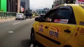 a小黃逼重機0700