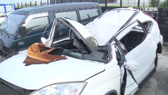 2少年無照開車慘死　90歲嬤哭斷魂
