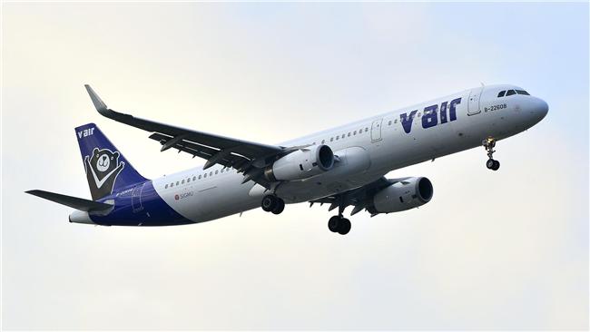 行動電源發爐！威航折回桃園機場