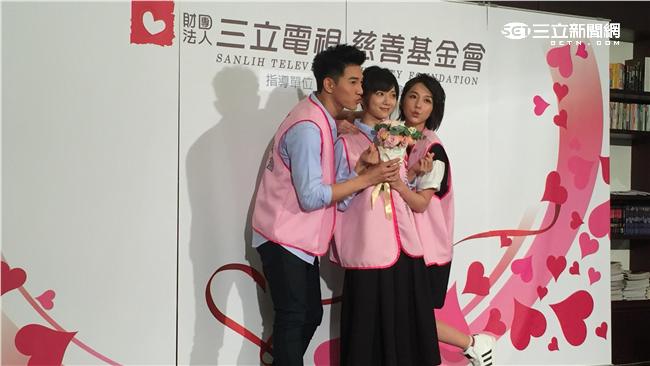 張立昂豆花妹穿母子裝　邵雨薇吃醋啦