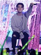 MTV「最強音」演唱會最強嘻哈之夜，韓國新星DEAN表演精彩歌曲。（記者邱榮吉/攝影）