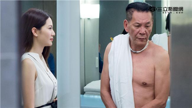 曾之喬好害羞和「王子爸」裸半身對戲