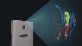 ▲配備投影功能？三星Galaxy S8曝光（圖／翻攝網路）