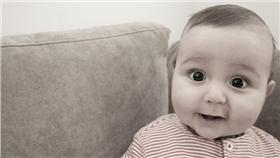 寶寶（https://www.flickr.com/photos/jeremysalmon/4659606160/in/photolist-86KGzf-4Zvq3q-5fCgU3-5z5cVy-6VhhxJ-5z5cTd-dnDR6b-7id6Ak-4T4eht-6sKJ5D-5XTZGB-bPLEq2-4DLZGy-6HUokg-PegjC-4bg6T-7Vvb4L-6LMBKN-9UNwi2-5QzgqB-5z5cTb-fzU3JG-ctmZy-dp2vT-kiHPFP-ahyRMk-6GcwmN-4Ky6L7-ii4rKD-ahyRT6-6sKK3T-9kTQV6-c2agiC-9qBCE9-9uEanD-9kWUDd-9kTQCp-6sKGgB-bnyiQL-8eiXP-5ryke7-d9rbTj-9mnWH8-9qyBLc-9XcEDy-e7kytB-85iVMx-cUQmHU-4A5v5j-5rykqL）