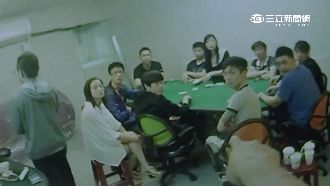 撞臉少女時代　正妹荷官成賭場吸客機