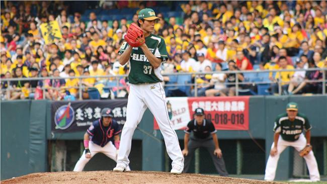 好球帶難捉摸　邱浩鈞：太硬了！