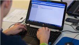 用電腦
https://www.flickr.com/search/?text=USE%20COMPUTER&license=4%2C5%2C6%2C9%2C10