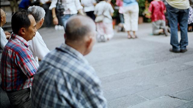怒摑便溺中風父　他其實是名孝子