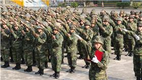 國軍軍人阿兵哥／新兵入伍開訓典禮宣誓／國防部發言人臉書 