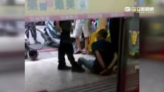 「就是不脫安全帽」毒犯夾層內藏K他命