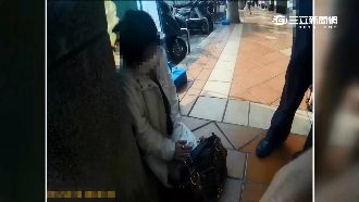 機車壞了！婦人逛進超商消暑兼行竊