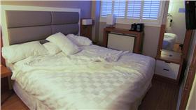 棉被
床
https://www.flickr.com/photos/mp18009/7958506254/in/photolist-d8gqD5-4sCm6N-Q2Rp4-a9nRcU-5ECmRo-5EyPjp-a9nQDq-7p2mYM-4Q3ePG-biydcp-89Y7Tw-6aKe9m-4yDNL3-4SkgpR-5Ey6rn-riohep-5ZYDWi-4sBd8K-4yzyir-581qcp-4yzwYg-dXBA39-usgtw-5ECpN7-8pXghu-9Jn5ND-cBSd69-93W2LA-dTtfAp-awfMH-MbRRU-4cPRzW-4cKRGt-7p6c6j-4SCxfR-izFbC7-5NLJp-BSSdu-5XSQo-5BxSbi-bFS5Yt-6VP8ot-7eEj7S-biycwz-MbP69-8VVtX5-4PwNgX-sefh-bTjYLX-5hrHPg