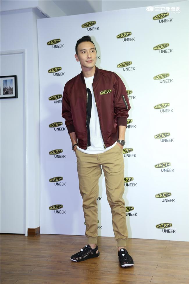 王陽明帥氣出席限定鞋款發表會,率先體驗最新潮流時尚