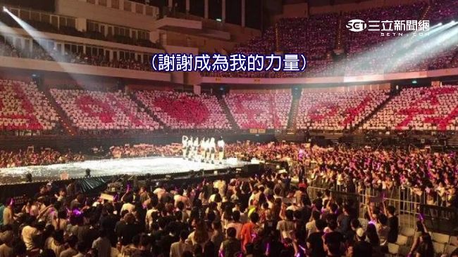 萬名粉絲排字應援　少女時代超感動