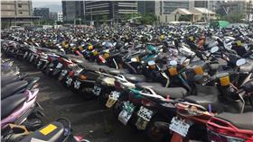 台北市酒駕扣車保管場 （圖／翻攝自爆料公社）