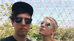 性愛影片,樂團/FB：YACHT