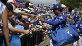 Raul Mondesi(AP)