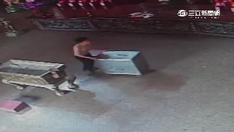 賊偷到太熱　脫衣搬40公斤香油錢櫃