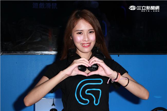 正妹Apnil小小兵團。（記者邱榮吉/攝影）