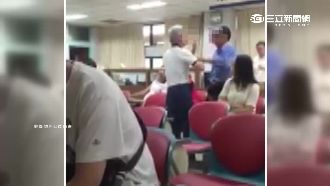 只因開錯門　2六旬翁竟扭打成一團