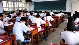 考試,會考,學校,教室（圖／攝影者chia ying Yang, Flickr CC License）https://flic.kr/p/2Hdzgt