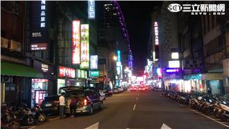 獨／西門町雙煞持刀砍人強奪百萬黃金