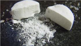 藥丸,芬太尼,http://www.cbc.ca/news/canada/ottawa/fentanyl-kingston-naloxone-1.3521404