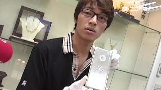 29歲黃金買賣達人！行動銀樓闖名聲