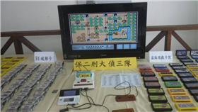 任天堂　紅白機　盜版　保二總隊刑大偵三隊　高雄　NDS 紅白機 R4