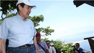 馬英九登龜山島：規劃了4次終於成功
