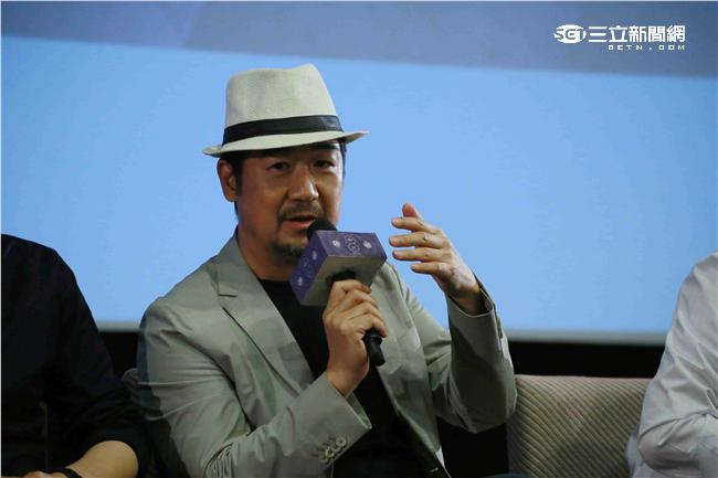 20160513-「與大學生有約~上戲下戲」座談 與談貴賓:張國立 馮小剛 梁靜 任帥 夏天 王森 與會貴賓:李行 朱延平 張丕民 管虎 蕭寒 喬梁 閆非 彭大魔