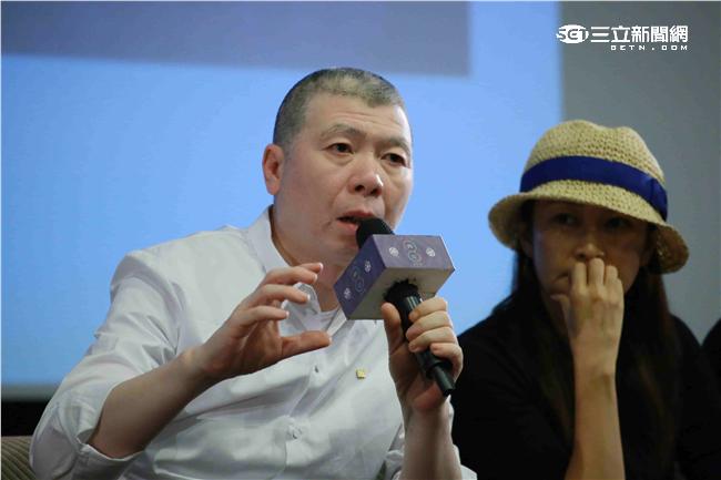 20160513-「與大學生有約~上戲下戲」座談 與談貴賓:張國立 馮小剛 梁靜 任帥 夏天 王森 與會貴賓:李行 朱延平 張丕民 管虎 蕭寒 喬梁 閆非 彭大魔