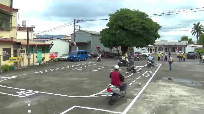 機車駕照考不過！他崩潰：已經8次了