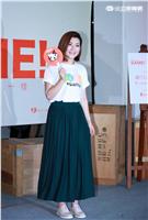 20160513-Selina（右）出席陽光基金會臉部平權特展