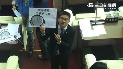 公民住宅挨批不改　林洲民成「寶寶」