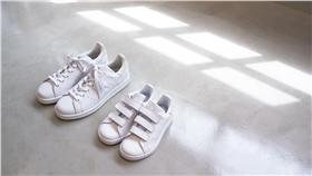 ▲與日本人氣超模梨花Rinka聯名　愛迪達這雙鞋將引瘋搶（圖／ FRUITION）