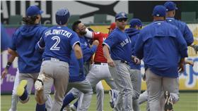 Jose Bautista,藍鳥遊騎兵打架（ap）