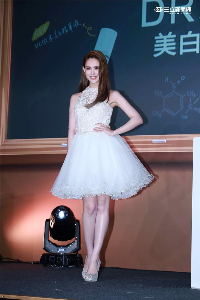 20160516-昆凌出席DR.WU美白記者會