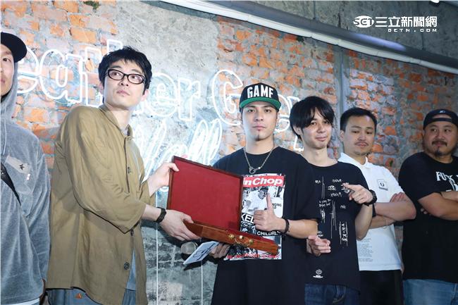 20160516- 潘俊佳(嘎嘎) Naoto Hiroyam(日本高人氣搖滾樂團ORANGE RANGE隊長) Heather Grey Wall台北旗艦店開幕